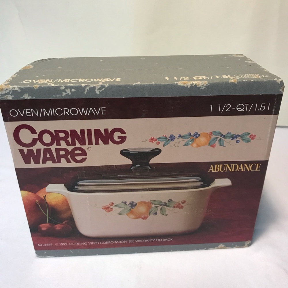 Brand New CorningWare Abundance 1 1/2 quart Baking dish